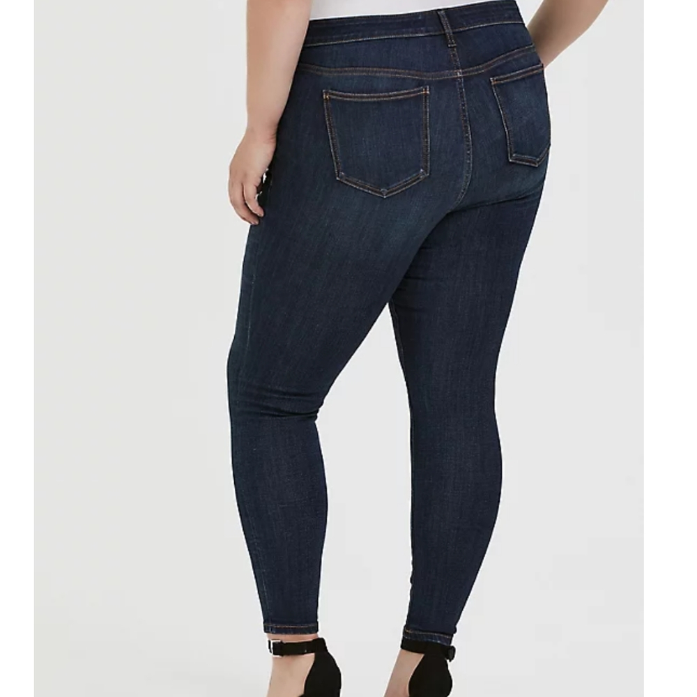 Mid Rise Skinny